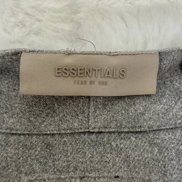 Fear of God Essentials KIDS’ grey button-up varsity-style shirt - Picture 7 of 8